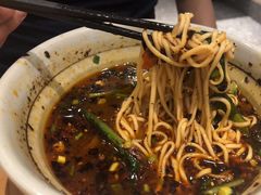 -呼啦面馆·头牌豌杂面(珠江国际B区店)