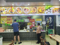 -五星螺·柳州螺蛳粉(城中万达店)
