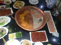 -重庆袁老四火锅(兖州九州新天地店)