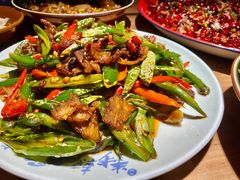 -先启半步颠小酒馆(常熟万达广场店)