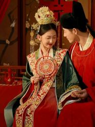 -莫兰迪婚纱摄影