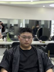 -MOVAN  HAIR莫凡匠人发型屋