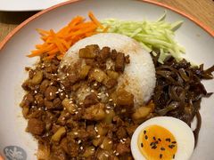 台湾卤肉饭-胜面