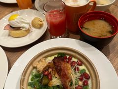 -怡咖啡海鲜自助餐厅(浦东香格里拉店)