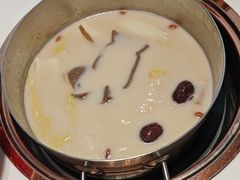 -洪氏嗨捞·猪肚鸡火锅(阳光天地店)