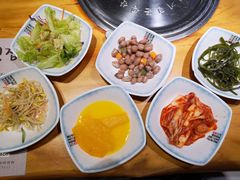 -唯成•韩国炭火烤肉 유성고기