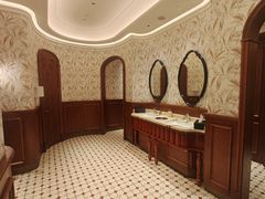 -马克西姆俄罗斯餐厅(通亚街店)