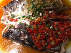 双色鱼头-湖南人家·家传湖南菜(水围店)