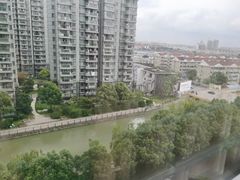 -上海虹桥西郊假日酒店