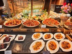 -雍容荟帝王蟹活龙虾展台自助(IFS黑金店)
