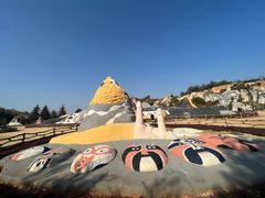 -彩色沙林风景区