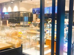 -巴黎贝甜(大宁国际商业广场店)