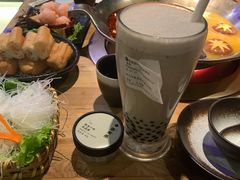 -湊湊火锅·茶憩(杭州湖滨银泰in77店)