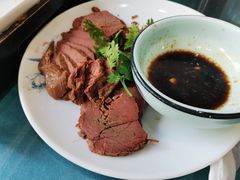 -龙香居海鲜浑锅家常菜·特色驴肉