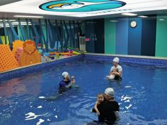 -Swim斯卫姆国际儿童游泳中心(红博中央公园店)