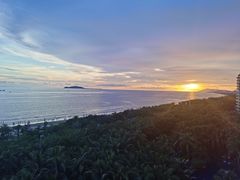 -三亚湾海居铂尔曼度假酒店