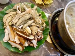 -野菌园·野生菌火锅首创第一家(关兴路总店)