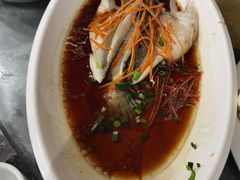 -梓檚中餐厅湖北菜小龙虾武昌鱼排骨藕汤(黄鹤楼店)