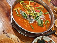 -亮欢寨酸汤鱼(沙冲路店)