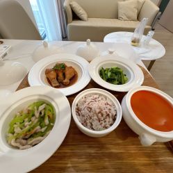 -弗蕾亚·辰月月子度假中心(光谷店)
