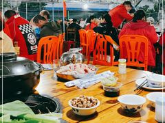 大堂-大眼强五杯鹅·桑拿鸡煲