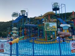 -平湖九龙山乐满地水上乐园