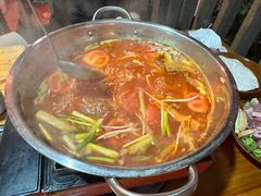 -苗家恒灵酸汤鱼-跳水牛肉连锁店(凯里总店)