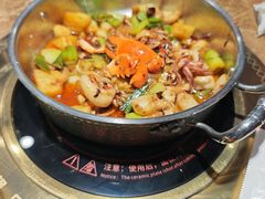 -七欣天香辣蟹火锅(常熟珠海路万达广场店)