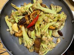 -褚记烤鸭·南京家常菜(雨花客厅店)