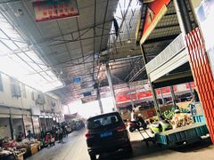 -曼阁市场水果批发市场