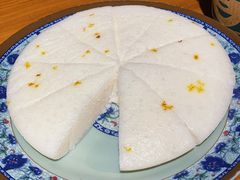 桂花米糕-炉小二铜锅牛蛙•川湘菜(三里屯店)