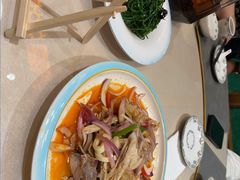 -乡村馕坑肉·烧烤·新疆菜·本地人更爱吃(阿勒泰首店)