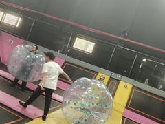 -嘿哟动霸CHUA·新潮玩运动娱乐中心·蹦床滑冰团建乐园