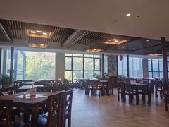 -张家界大成山水国际大酒店