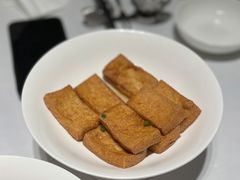 招牌炸豆腐-红雀围·海鲜火锅(陆家嘴中心店)