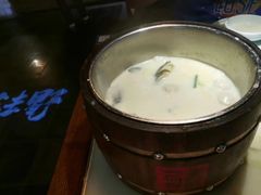 -佬麻雀·新湘菜(珠海金发购物中心店)