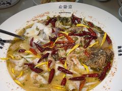-渔语鱼酸菜鱼新川菜(来福士店)