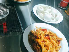 -马路牙子地桌烤肉(工体店)