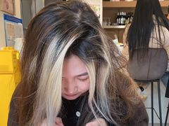 -Fridi Patisserie Cafe