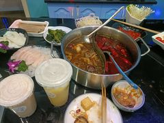 -唯爱KTV聚会餐厅(仙林东城汇店)