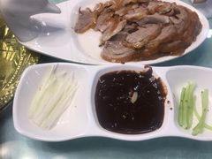 -六和聚传统烤鸭.天津菜(和平店)