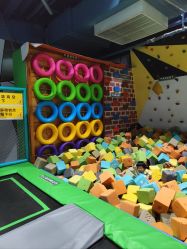 -反弹蹦床公园·亲子乐园·团建·派对(尚品奥莱店)