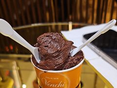 -VENCHI 闻绮(上海佛罗伦萨小镇店)