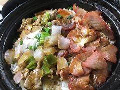 叉烧煲仔饭-煲煲香快餐(南京路店)