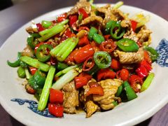 蒜苗小炒肉-潇湘阁(昆泰国际大厦店)