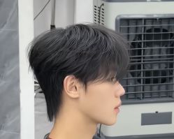 点击看大图 -尤司男士国潮理发馆