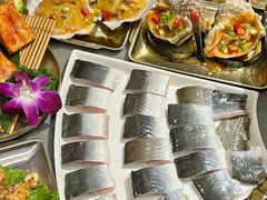 -围炉肉舍•炭烤活鳗•丹东海鲜烤肉(步行街店)