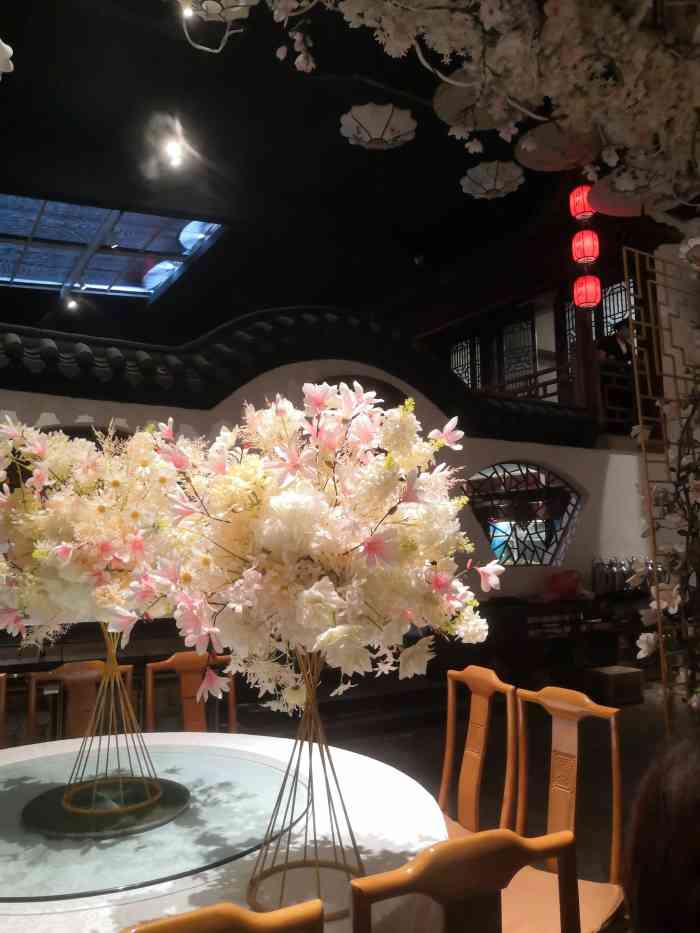 东府饭店(经开区店)-"同事结婚请客选的这里,离公司很近,有独立.