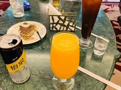 -东湖宾馆金玫瑰酒吧
