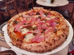 意式火腿蘑菇披萨-IL TEATRO 精品意大利餐厅